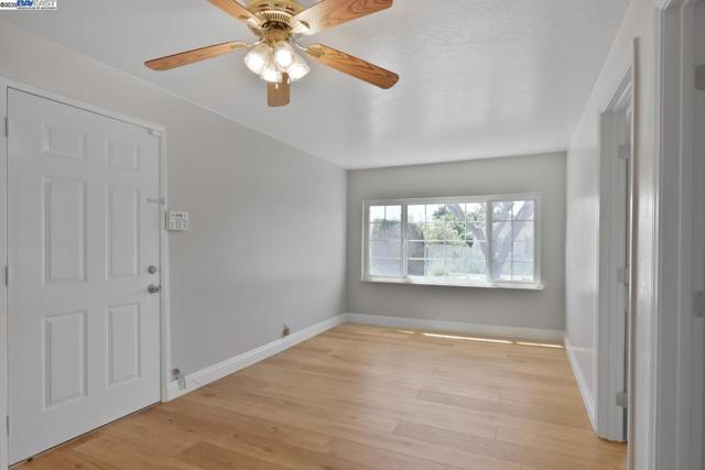 33408 4th Street, Union City CA: https://media.crmls.org/mediaz/32ff081f-cf7c-4d28-88a2-f0e48b2b9328.jpg