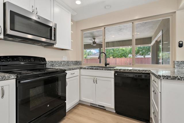 474 Sequoia Drive, Sunnyvale CA: https://media.crmls.org/mediaz/3300a385-3eda-410c-94d0-043332a94994.jpg