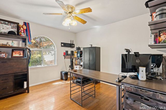23849 Gymkhana RD, Ramona CA: https://media.crmls.org/mediaz/3303816c-591d-4789-af68-8b154547122f.jpg