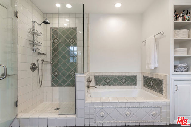 908 Malcolm Avenue, Los Angeles CA: https://media.crmls.org/mediaz/33045929-4b51-4dbf-8281-807927a6af1b.jpg