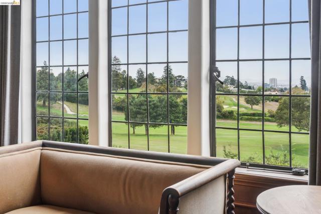 Image 14 of 30 For 5710 Margarido Dr