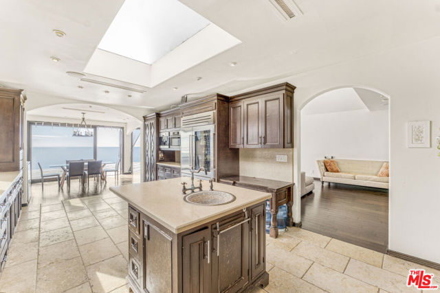 18460 Coastline Drive, Malibu, California 90265, 3 Bedrooms Bedrooms, ,3 BathroomsBathrooms,Single Family Residence,For Sale,Coastline,24365731