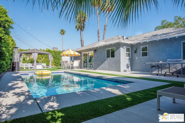 3784 E Calle San Raphael, Palm Springs CA: https://media.crmls.org/mediaz/3304f135-8bd8-48c2-aeb2-fafd99404e6c.jpg