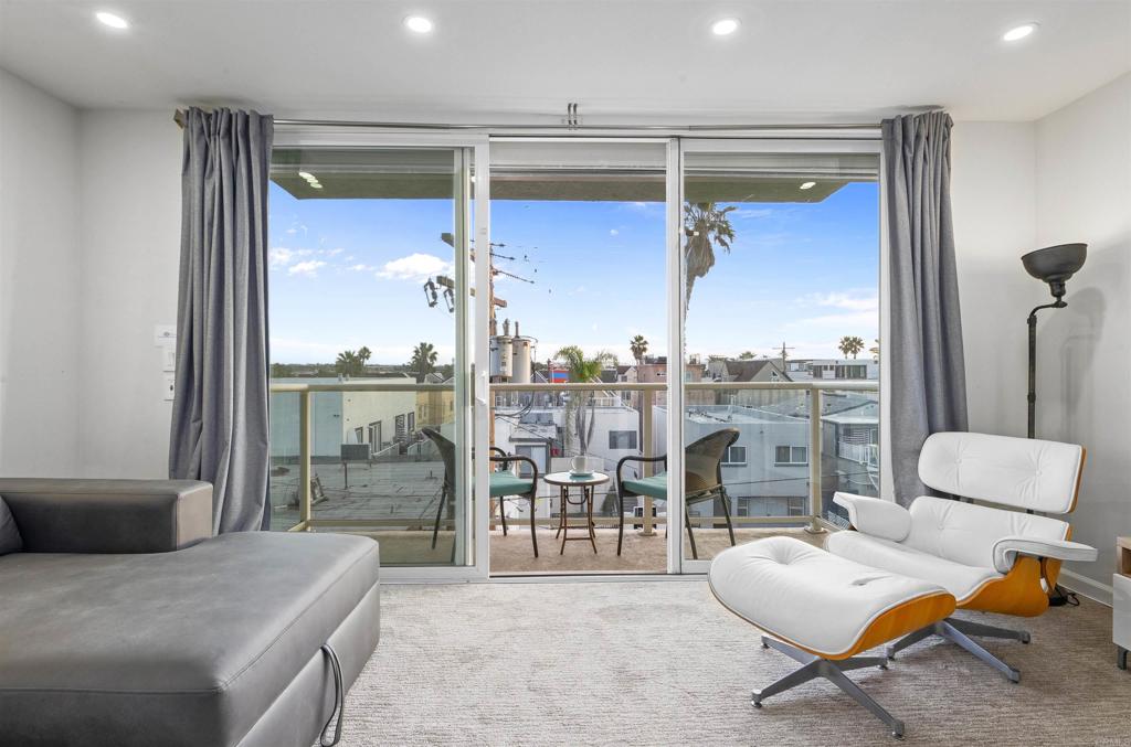 725 Redondo Court - photo 8