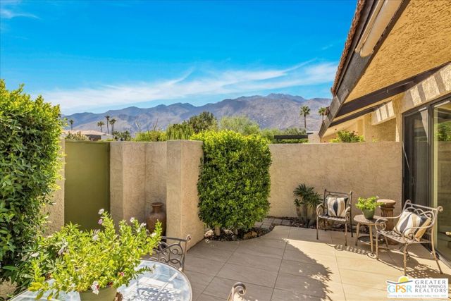 1254 E Andreas Road, Palm Springs CA: https://media.crmls.org/mediaz/3306c739-d144-4c36-ac02-d2f5b00c3a0c.jpg