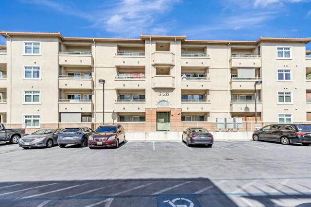 3128 Loma Verde Drive, San Jose CA: https://media.crmls.org/mediaz/3307b577-1fb5-4c2b-afe0-3a038a30c24b.jpg