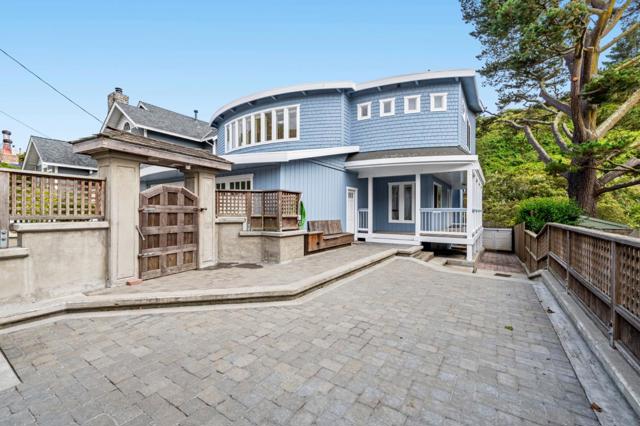 714 Rockaway Beach Avenue, Pacifica CA: https://media.crmls.org/mediaz/3307d550-3e39-4664-a207-13884aa6bc88.jpg