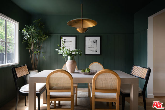 12227 La Maida Street, Valley Village CA: https://media.crmls.org/mediaz/33080c44-6ca9-4fe7-bfb9-f05ecf197f85.jpg