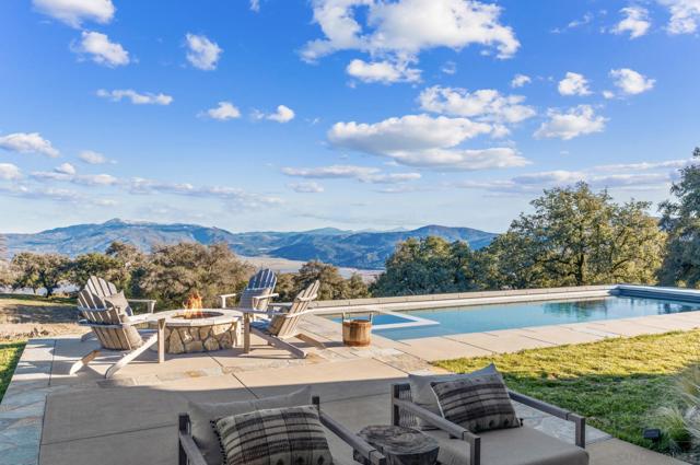 31071 Panorama Trail, Santa Ysabel CA: https://media.crmls.org/mediaz/3308e0cd-8975-4953-9af9-1007688315ce.jpg
