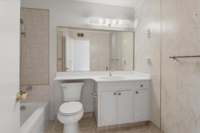 2657 Bon Bon Drive, San Jose CA: https://media.crmls.org/mediaz/33090d94-4a30-4700-b1c9-42697825b239.jpg