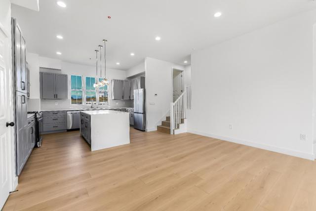 409 San Luis Avenue, Watsonville CA: https://media.crmls.org/mediaz/3309be52-fa2e-46e8-b96c-dcebe78bc222.jpg