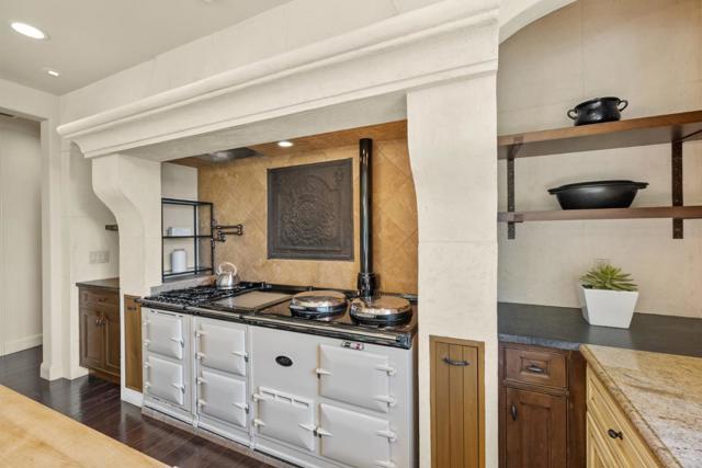 15985 Shannon Road, Los Gatos CA: https://media.crmls.org/mediaz/330a7960-6fb3-4600-bf71-0855742b009d.jpg
