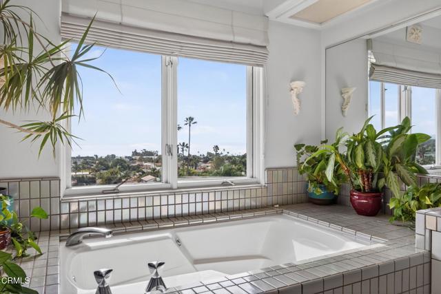 Detail Gallery Image 27 of 58 For 1736 Marisol Dr, Ventura,  CA 93001 - 4 Beds | 3/1 Baths