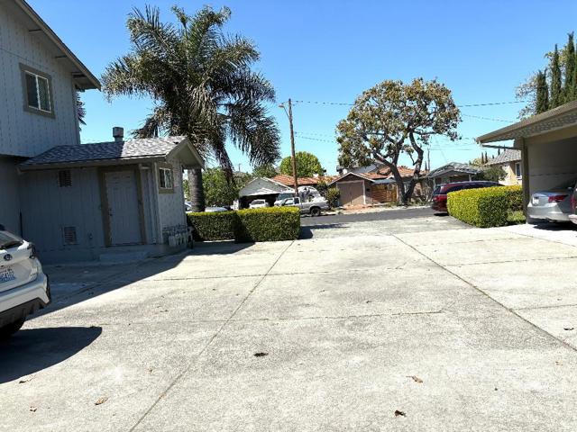 1270 Civic Center Drive, Santa Clara CA: https://media.crmls.org/mediaz/330b2c84-9512-41db-ba36-47d215d3948f.jpg