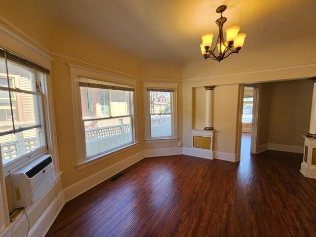 59 S 11th Street, San Jose CA: https://media.crmls.org/mediaz/330c0423-82aa-4241-89e7-1ff97419b99e.jpg
