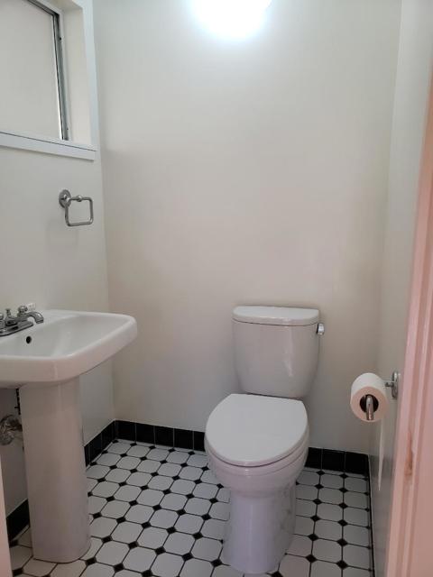 528 Moraga, Orinda CA: https://media.crmls.org/mediaz/330c32bc-d556-492f-aa21-6b7c5a016900.jpg