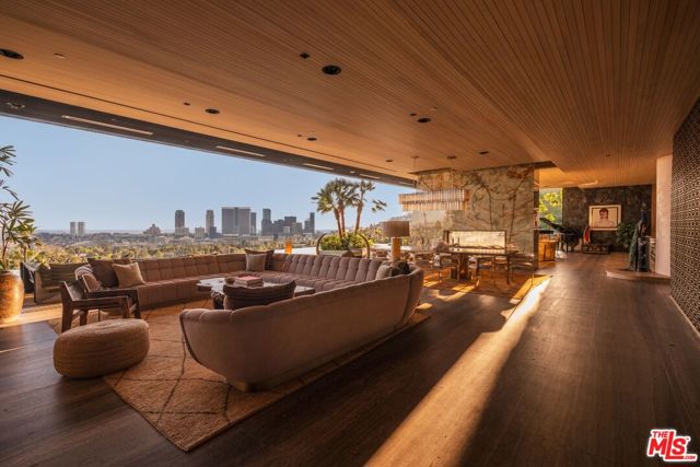 1851 N Stanley Avenue, Los Angeles CA: https://media.crmls.org/mediaz/330c3c2e-a57e-4696-9150-58301827fa9b.jpg