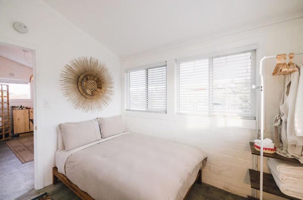 https://media.crmls.org/mediaz/330c3e50-6d43-4d3f-a40e-4cae6960edd0.jpg?preset=X-Large