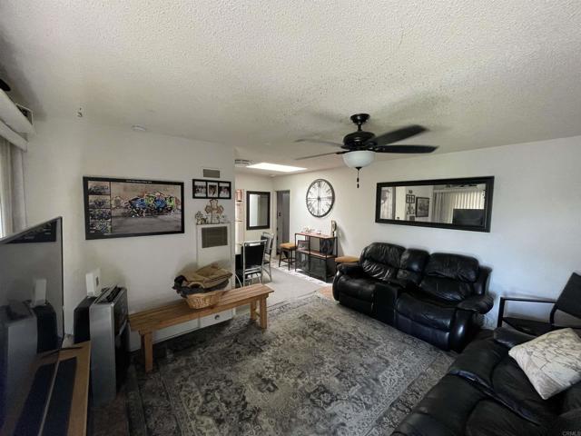 Image 5 of 18 For 718 Oaklawn Avenue