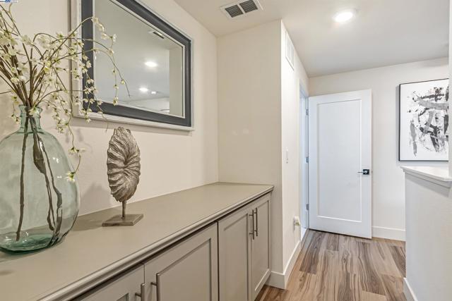 37389 Salt Grass Rd, Newark CA: https://media.crmls.org/mediaz/330d933c-9180-4733-9184-e6c9d403f65e.jpg