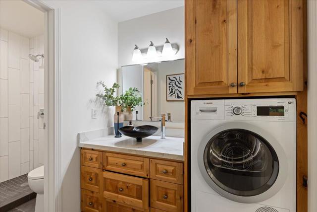 818 N Delaware Street, San Mateo CA: https://media.crmls.org/mediaz/330db04e-2386-4372-a88b-bef50e006872.jpg