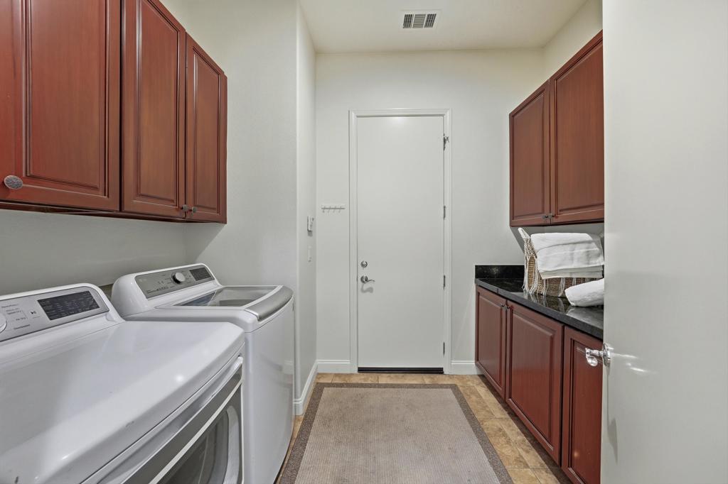 MLS #219136992DA image #33