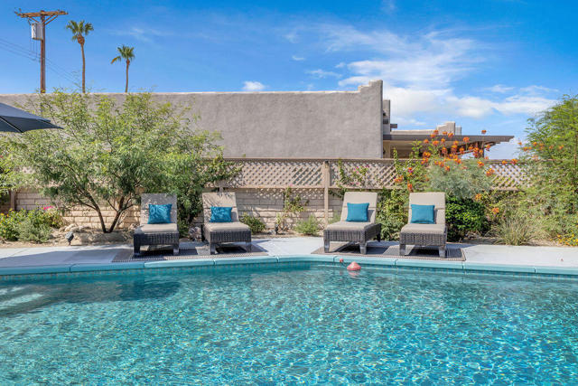 53945 Eisenhower Drive, La Quinta CA: https://media.crmls.org/mediaz/330ec64a-4361-4e8d-ab62-953a4fc872d8.jpg
