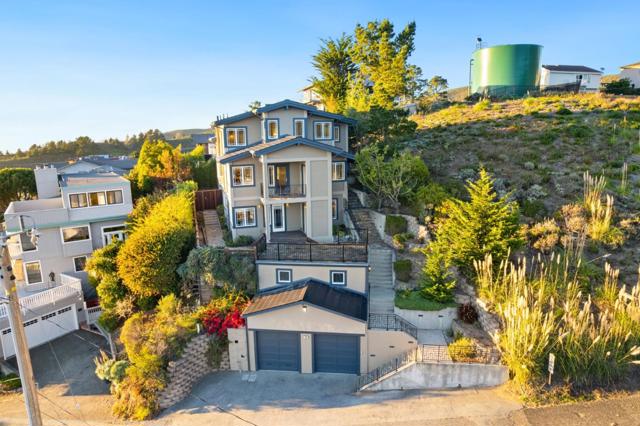 107 Dolphine Avenue, El Granada CA: https://media.crmls.org/mediaz/330f07e5-9d75-47e1-8dec-74ca775598c6.jpg