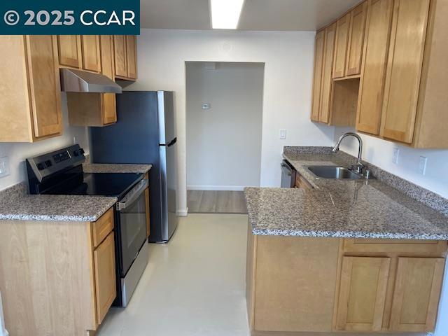 5050 Valley Crest Dr., Concord CA: https://media.crmls.org/mediaz/330f362f-fbf6-42fc-b97c-a21c5fbe9301.jpg