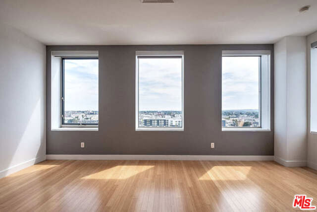 3810 Wilshire Boulevard, Los Angeles CA: https://media.crmls.org/mediaz/330ffd48-80d2-43ae-a73c-ddab647669e9.jpg