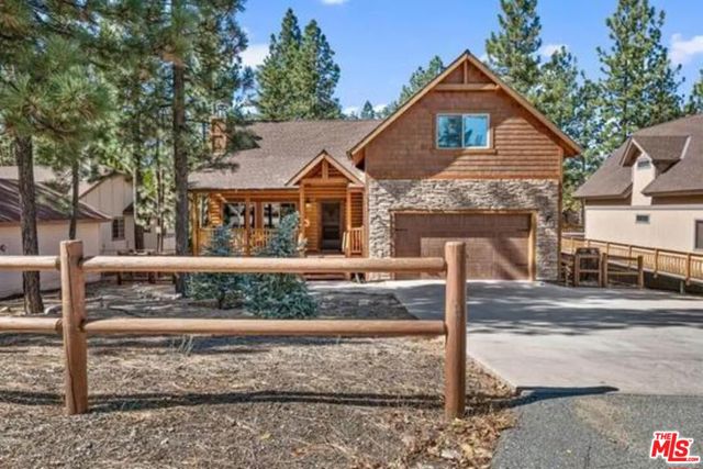 919 Mcalister Road, Big Bear City CA: https://media.crmls.org/mediaz/33110f96-7567-4781-836d-efeff618aebf.jpg