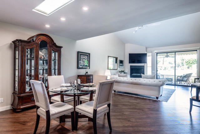 84 La Ronda Drive, Rancho Mirage CA: https://media.crmls.org/mediaz/33132445-95ce-4372-90c8-ef18beecbdf6.jpg
