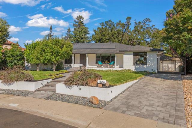 1524 Santa Maria Avenue, San Jose CA: https://media.crmls.org/mediaz/33140332-6092-45a4-a44e-c748f855e636.jpg