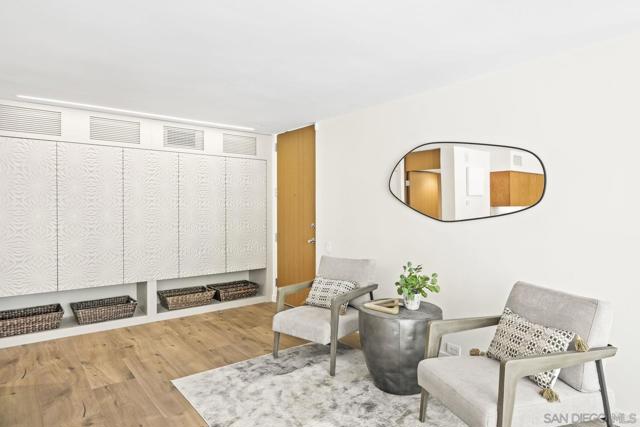 3200 6Th Ave, San Diego CA: https://media.crmls.org/mediaz/3314083a-ecd9-4330-9391-6a37eb3946b0.jpg