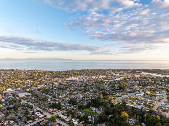 1310 Escalona Drive, Santa Cruz CA: https://media.crmls.org/mediaz/33143640-7f81-4cb6-9708-cf3f32a1f70c.jpg