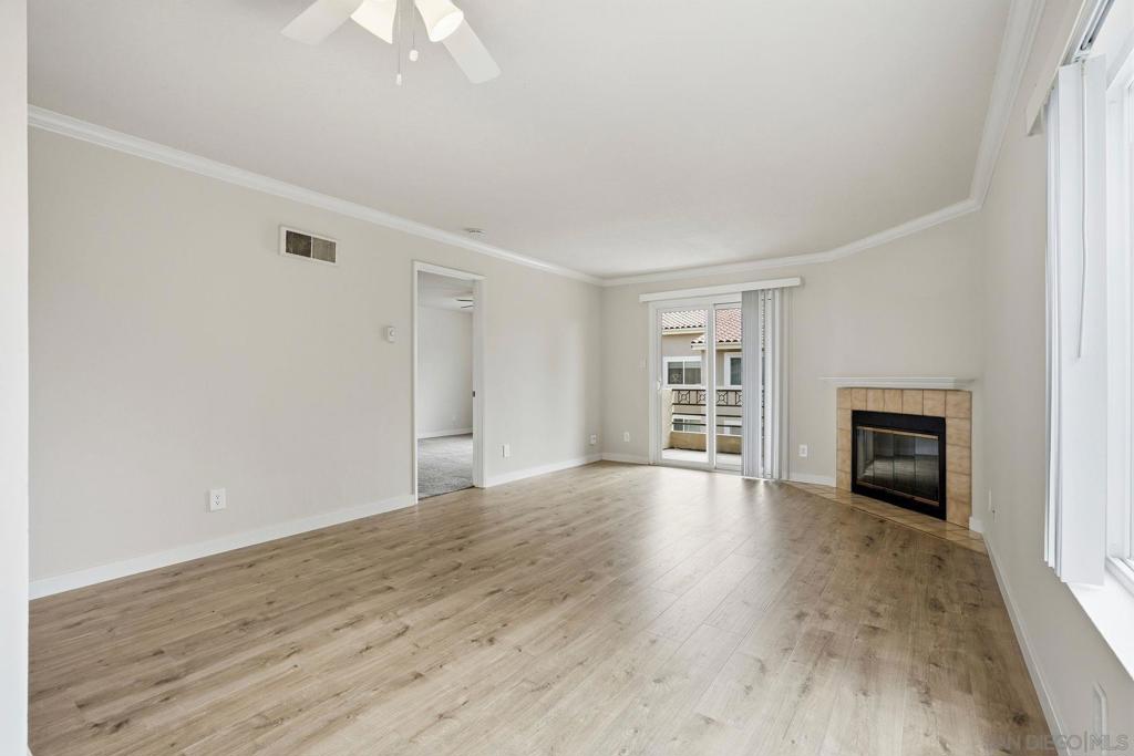 7425 Charmant - photo 4