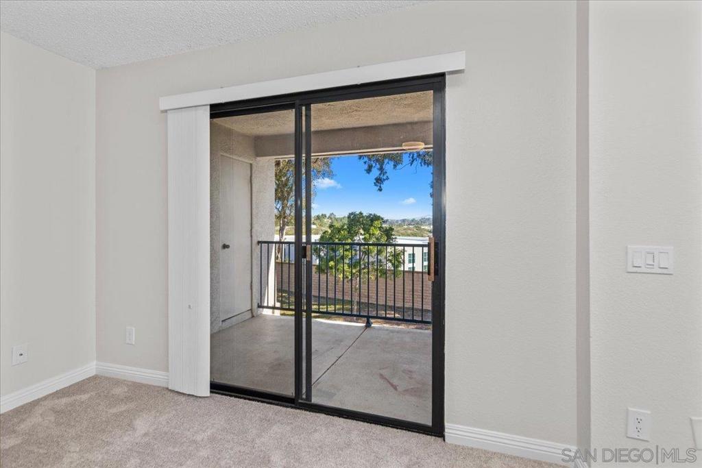 10367 Azuaga St - photo 12