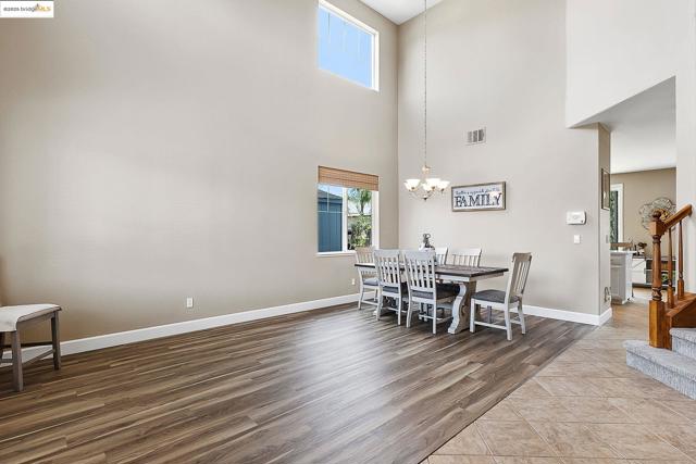 150 Ridge Crest Ct, Oakley CA: https://media.crmls.org/mediaz/33176a51-30e7-40bb-93e4-115a8a40e7de.jpg