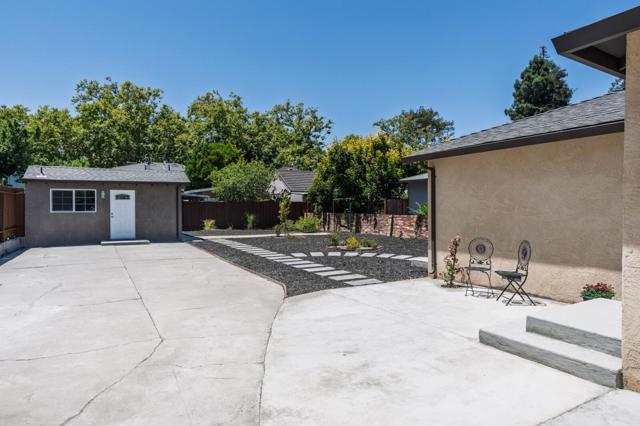 1107 N 4th, San Jose CA: https://media.crmls.org/mediaz/33177013-e706-425c-9ec0-390bd057e452.jpg