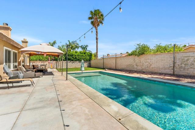 69867 Kent Place, Cathedral City CA: https://media.crmls.org/mediaz/33182e31-2003-449e-9c5b-f340546979b9.jpg