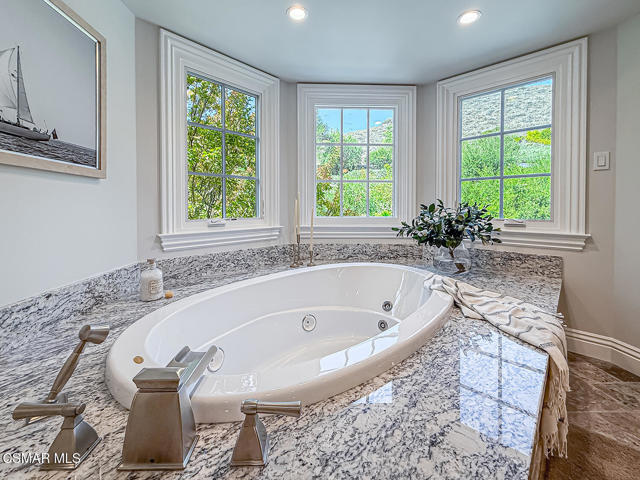 581 Lakeview Canyon Road, Westlake Village CA: https://media.crmls.org/mediaz/33183d98-bb13-4f0a-934d-9778af75b0b9.jpg