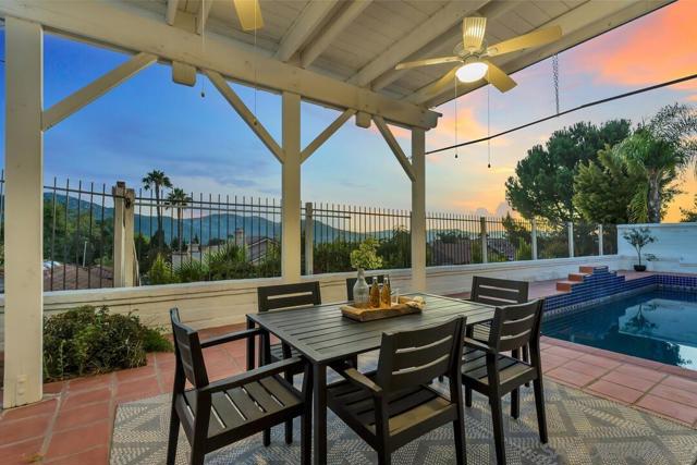 45703 Calle Ayora, Temecula CA: https://media.crmls.org/mediaz/3318acf6-9dcd-4f62-9fe8-0c905b76ae65.jpg