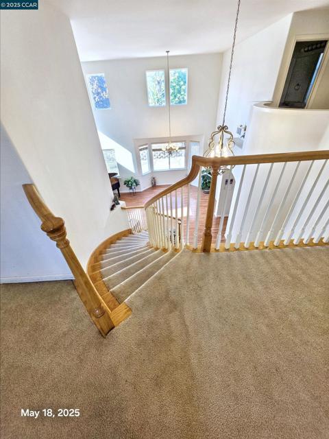 881 Meadow View Dr, Richmond CA: https://media.crmls.org/mediaz/331d16d3-07a9-4ed7-a043-eb2416ca50ec.jpg
