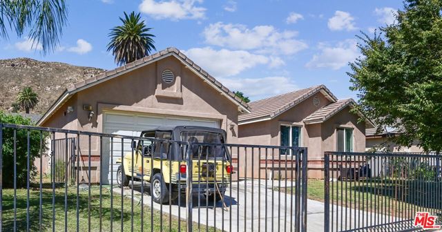 4960 College Ave, Riverside, CA 92505