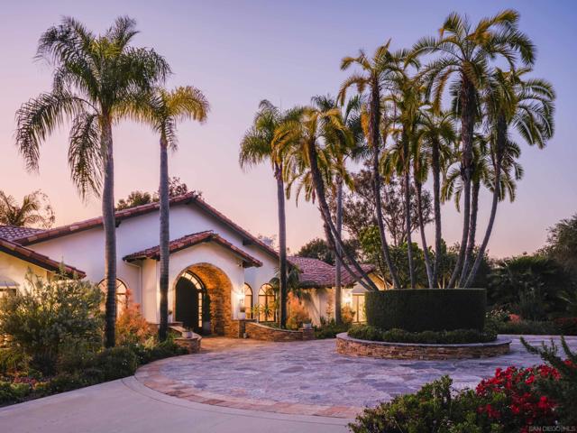 17550 Via De Fortuna, Rancho Santa Fe CA: https://media.crmls.org/mediaz/331e45e3-cbc0-4eb2-bb58-65916dbfbbac.jpg