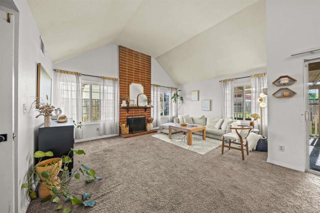 Detail Gallery Image 16 of 45 For 1669 Palomar Dr, San Marcos,  CA 92069 - 4 Beds | 2 Baths