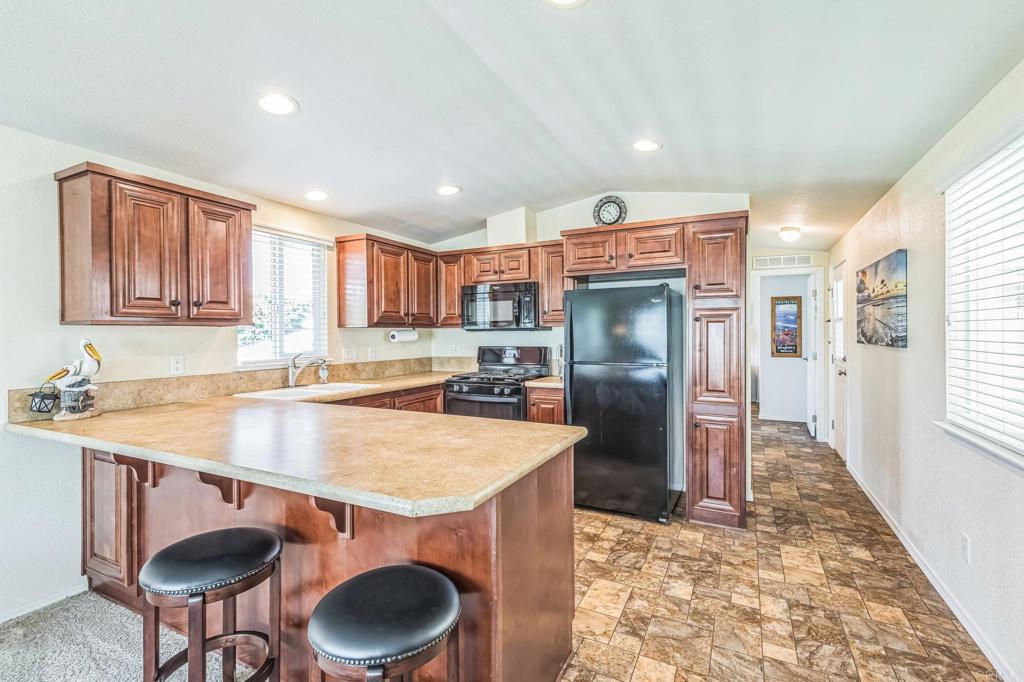 699 Vulcan Avenue - photo 6