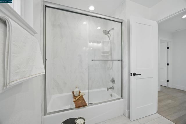 Image 22 of 47 For 1430 Carpenter Rd