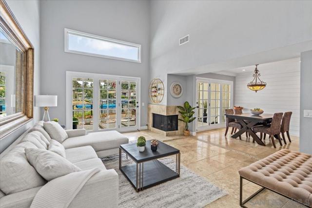 22682 S Canada Ct, Lake Forest CA: https://media.crmls.org/mediaz/3320aa8c-7e02-4e49-bddb-9929c5c1345d.jpg