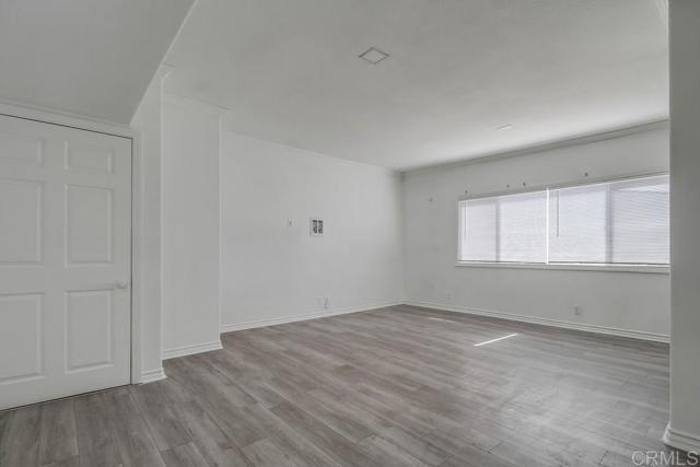 Image 21 of 35 For 734 Grand Avenue